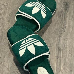 Mens gently used Gucci Adidas Platform Shoe with BOX | Men's Size 11